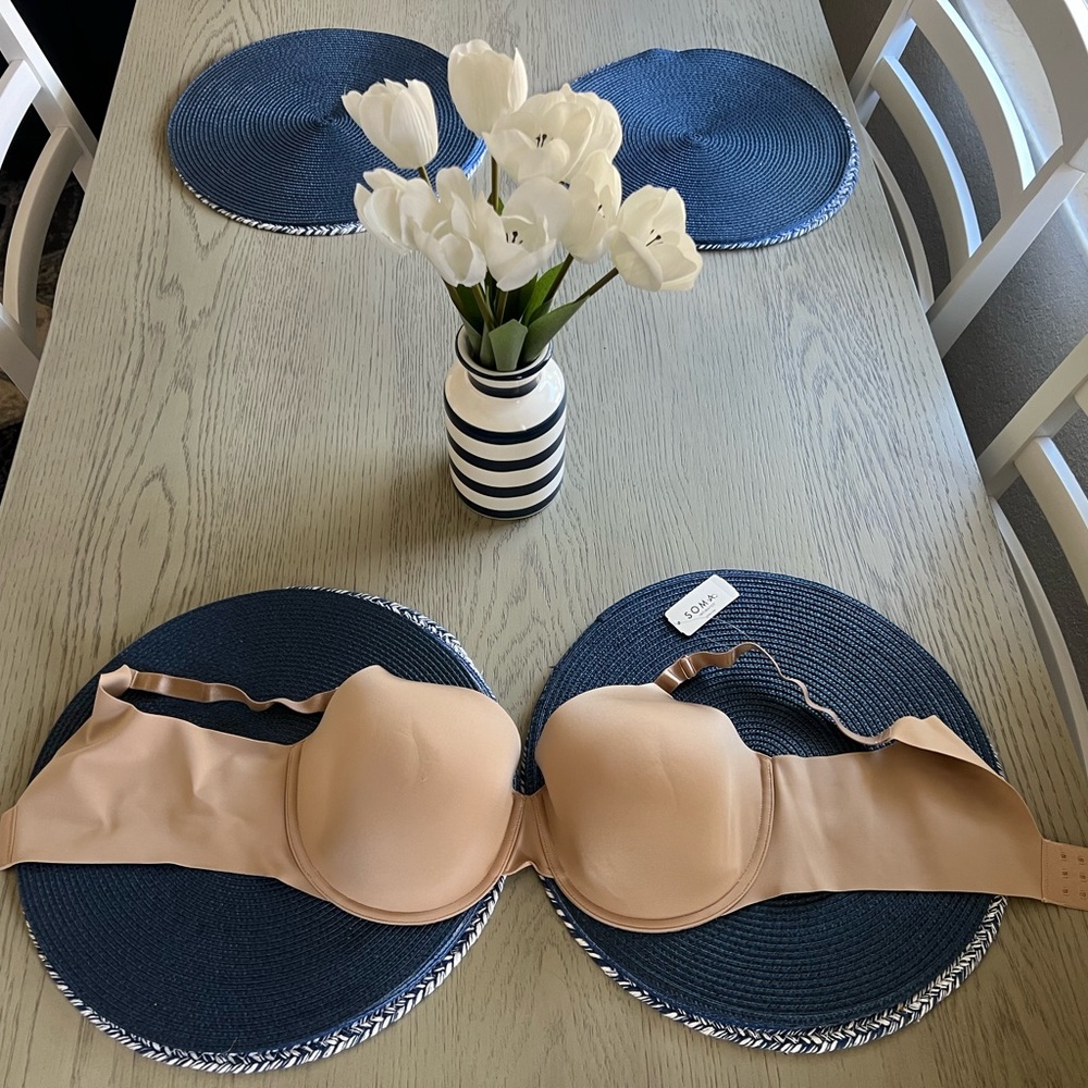 NWT Soma Vanishing Perfect Coverage Bra 40D